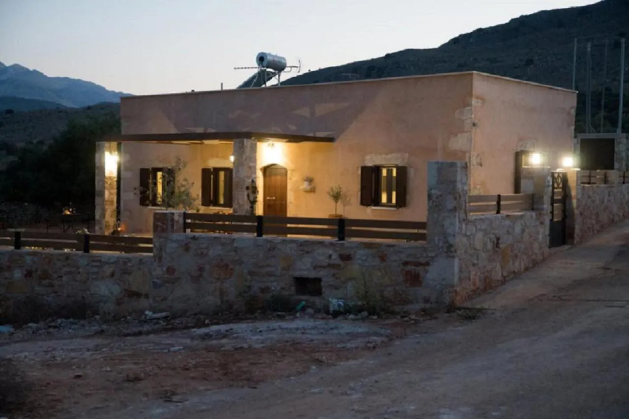 Iliopetra Villa Beritiana