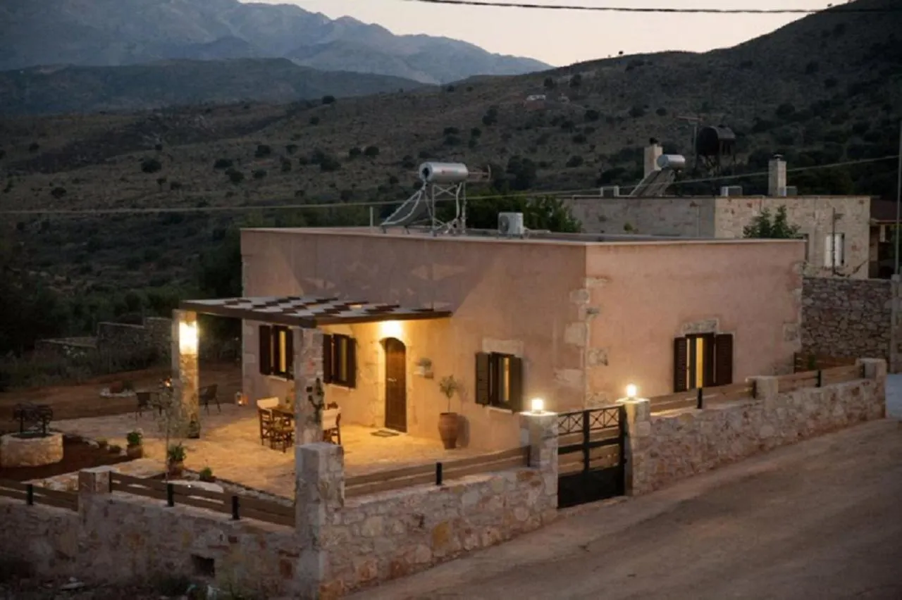 Iliopetra Villa Beritiana 0*,  Greece